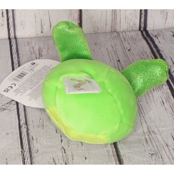 3.5" NWT Squishmallows Trenton Praying Mantis Plush Clip Keychain Insect Mini - Picture 3 of 3